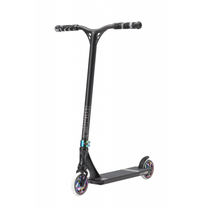 Тротинетка BLUNT PRODIGY S9 Black/Oilslick 2022 Тротинетка BLUNT PRODIGY S9 Black/Oilslick 2022